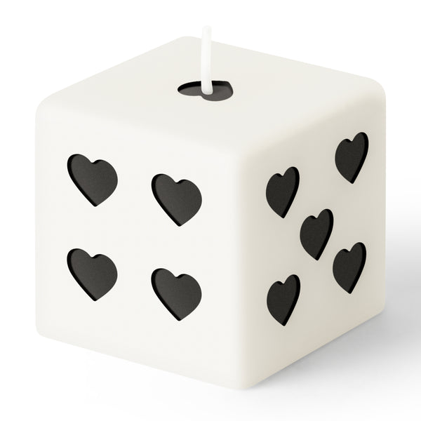 6sisc White Black Heart Dice Candle Danish Pastel Room Decor Aesthetic Pine Fragrance Natural Soy Wax Handmade Aromatherapy Candles Desk Sculpture Decoration Gift for House Bedroom Supplies 2 x 2 In